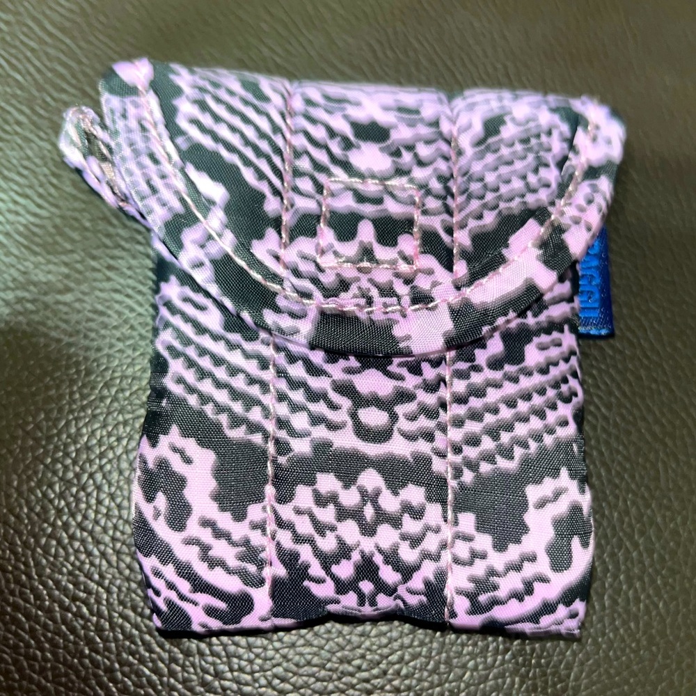 Baggu purple and black AirPod puffy sleeve NWOT